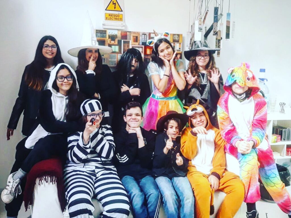 Alumnos disfrazados en carnavales